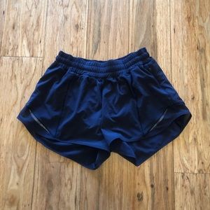 Lululemon Hotty Hot Short 4”